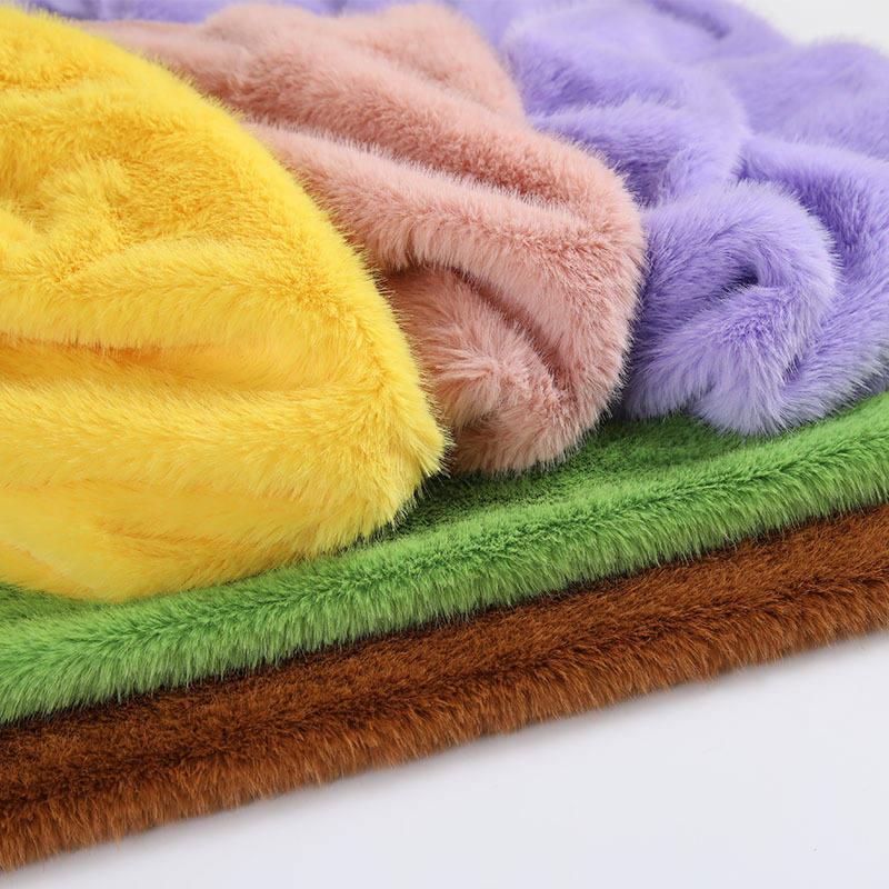 High Low Pile Faux Plush Fabri - đánh giá và giá Sewing Garments